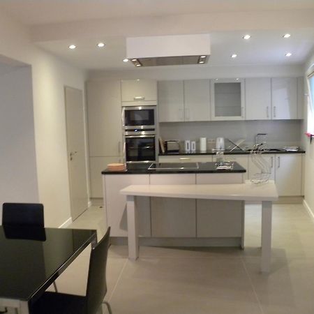 City Center Apartments Brasseurs Bruxelles Værelse billede